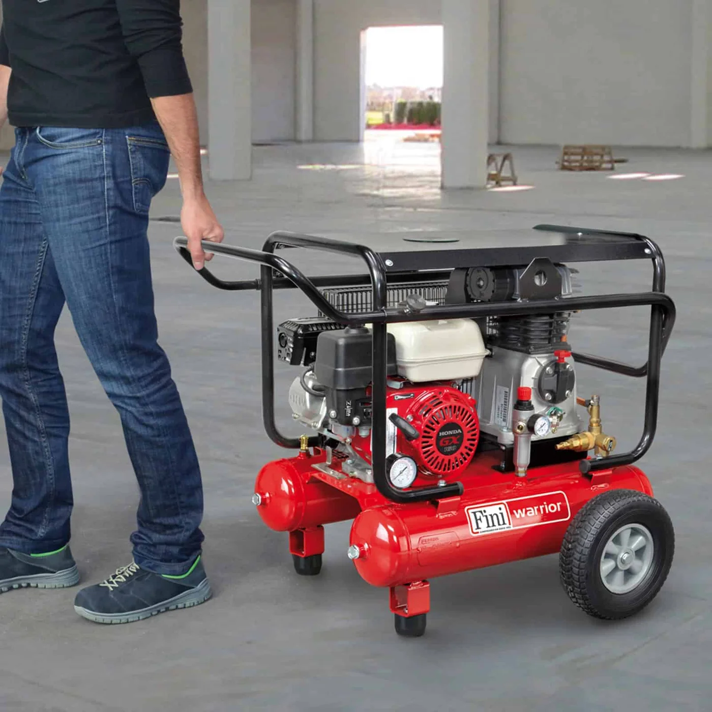 Warrior MK103-5,5S Honda Professional petrol motor compressor with Honda engine, ideal for construction and agriculture. dettaglio