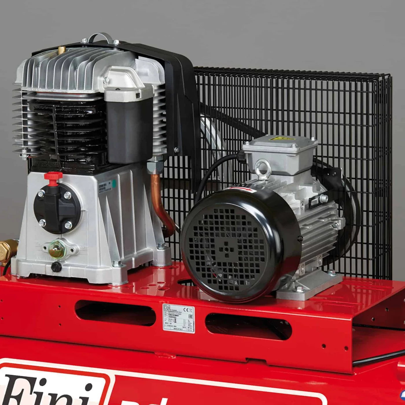 BK113-200-4 Professional two-stage belt compressor, ideal for heavy and continuous use. dettaglio