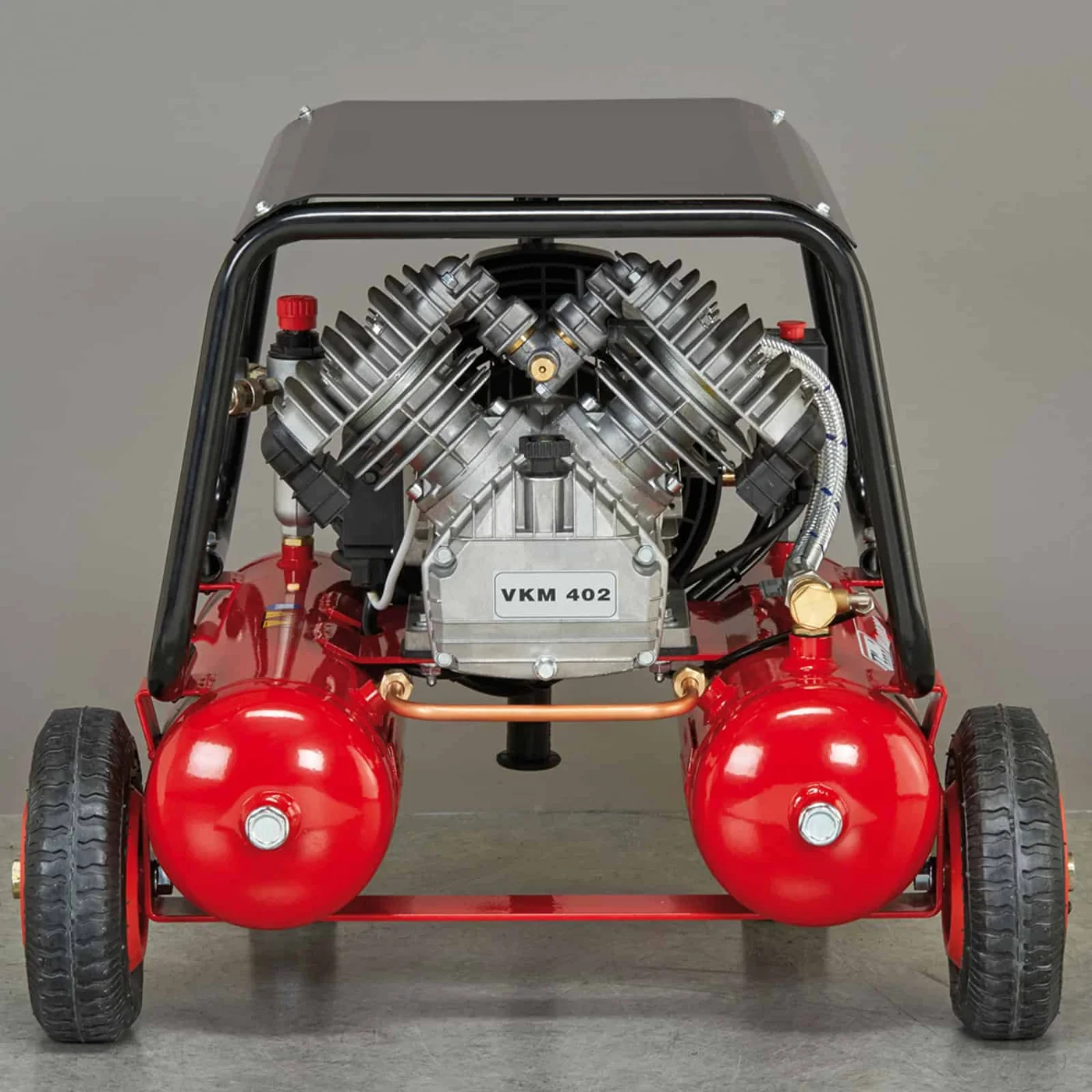 Warrior 402M Lubricated coaxial compressor with high-efficiency 'V' pumping unit. dettaglio