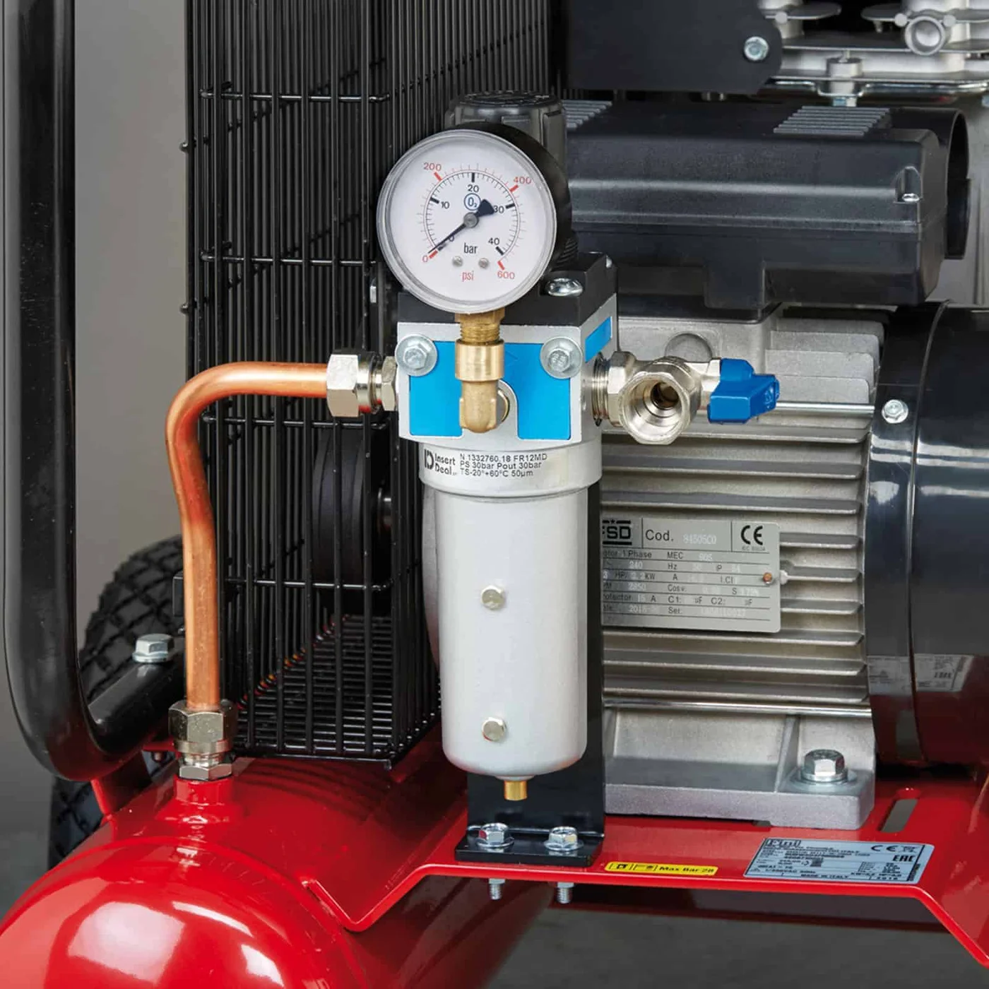 Warrior BK113-3M-A.P.-28 High pressure belt driven two-stage compressor, suitable for those requiring working pressures up to 28 bar. altre applicazioni