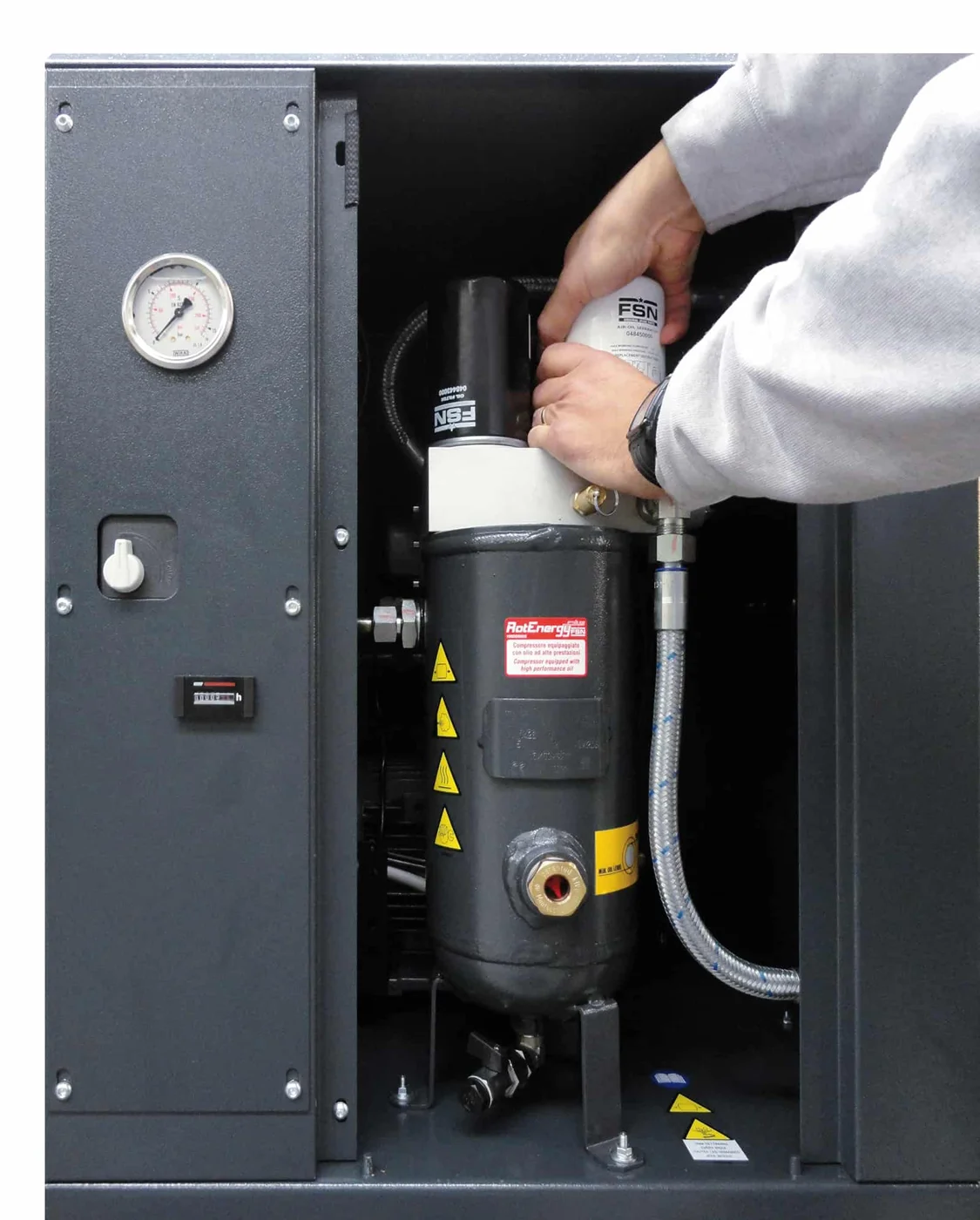 MICRO SE 2.2-08 M Screw compressor with belt transmission, compact and silent. dettaglio