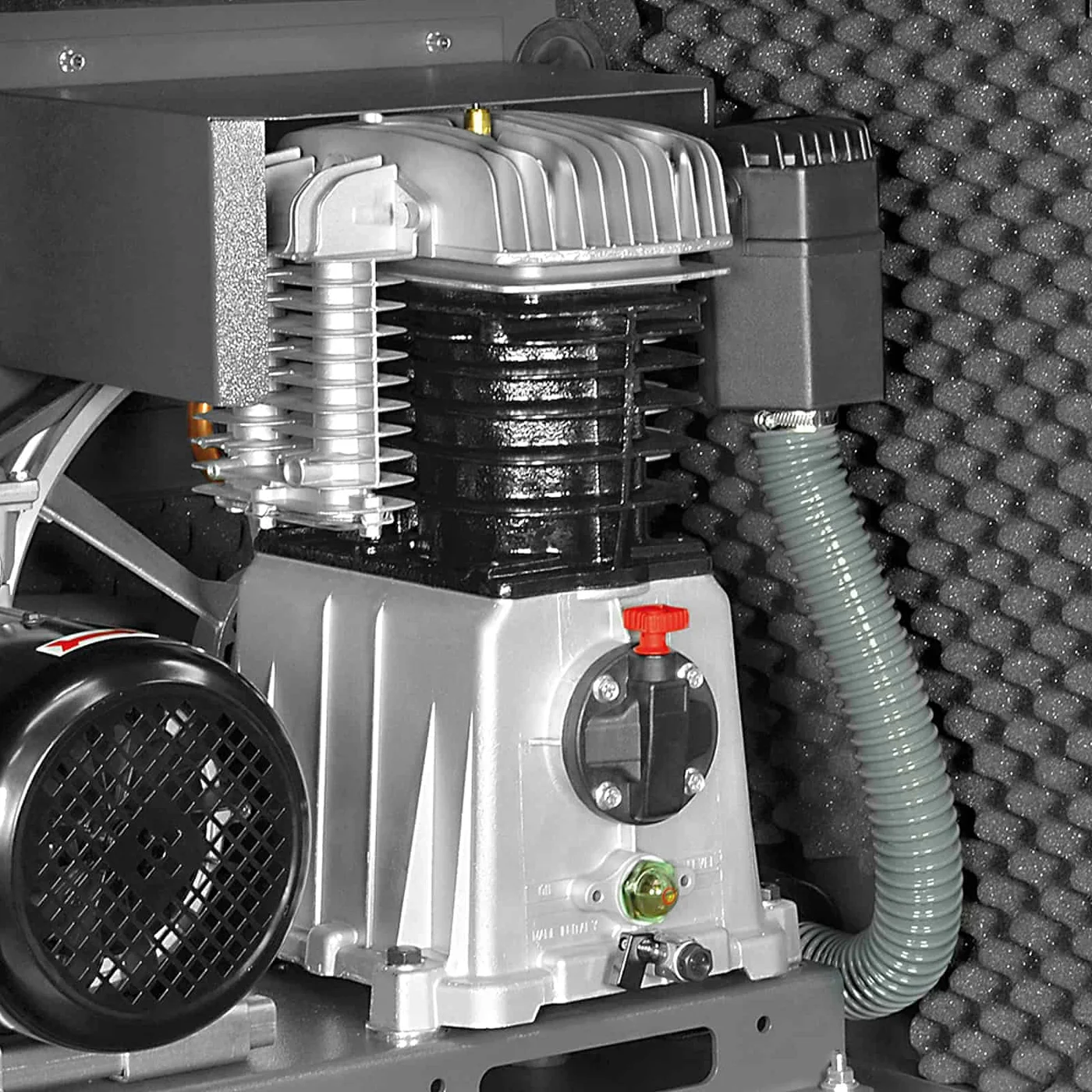 Pulsar Evo MK102-100-2M Professional silenced single-stage belt driven compressor, complete with tank. altre applicazioni